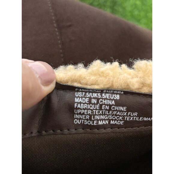 JustFab Cameron Sherpa Wedge Boots Size 7.5 Coffee Tan - Picture 2 of 5